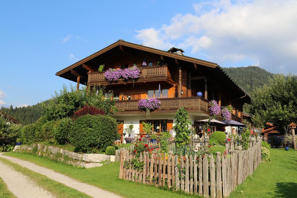 Gaestehaus Schoenfeld Reit im Winkl Exterior foto